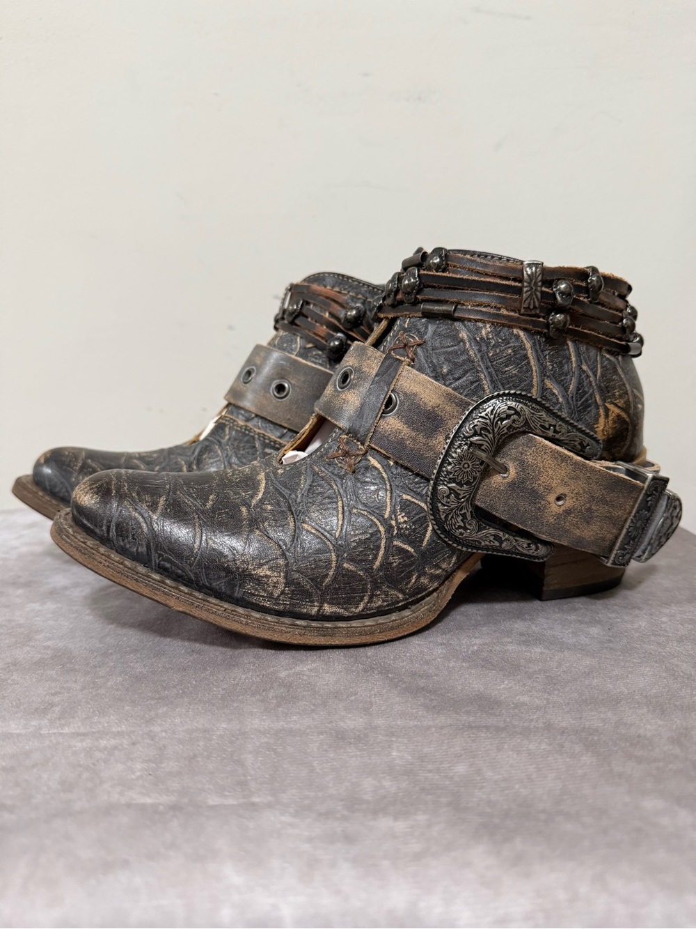 New Freebird Graphite Multi Saloon Boots Size 9